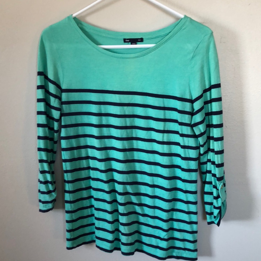 Gap 3/4 sleeve shirt